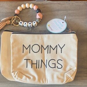 For MOMS!  Pouch Set with Beaded Mama Keychain